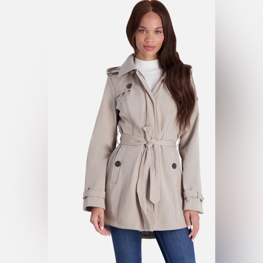 Jessica Simpson Women's Belted Softshell Anorak Jacket, Sand, Medium